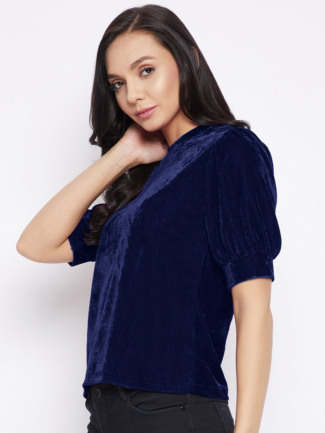 High-neck velvet blouse - Woman