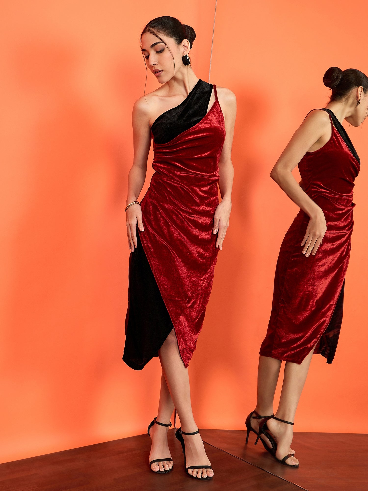 Stretchable Velvet Dual-Color Dress - Uptownie