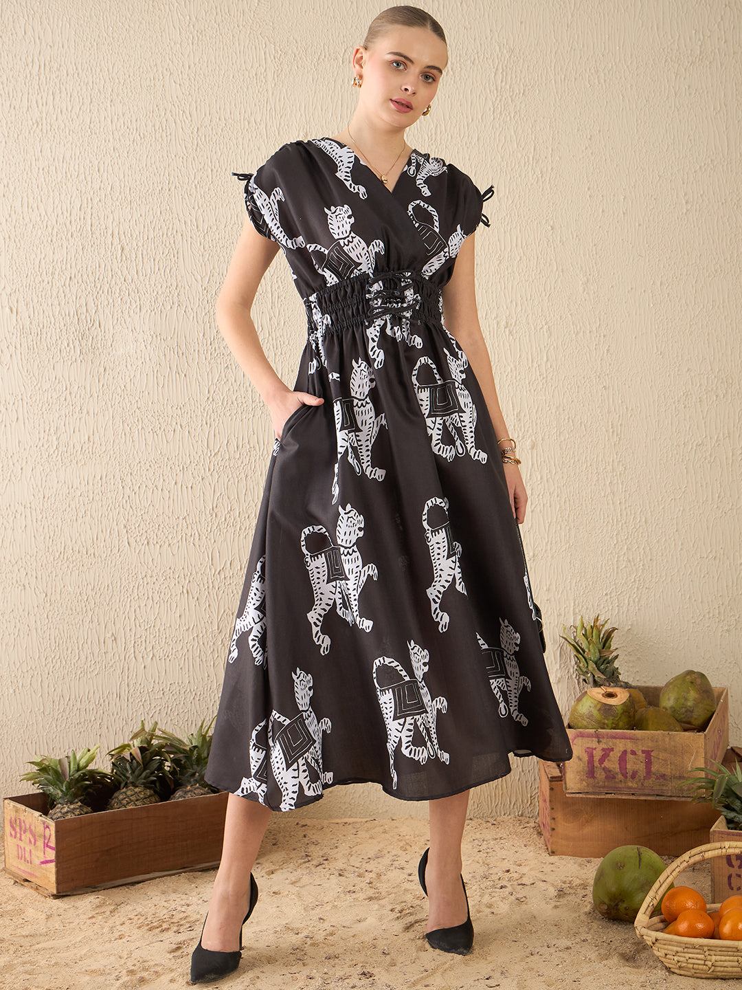 Bow Detailed Ruched Midi Dress - Uptownie