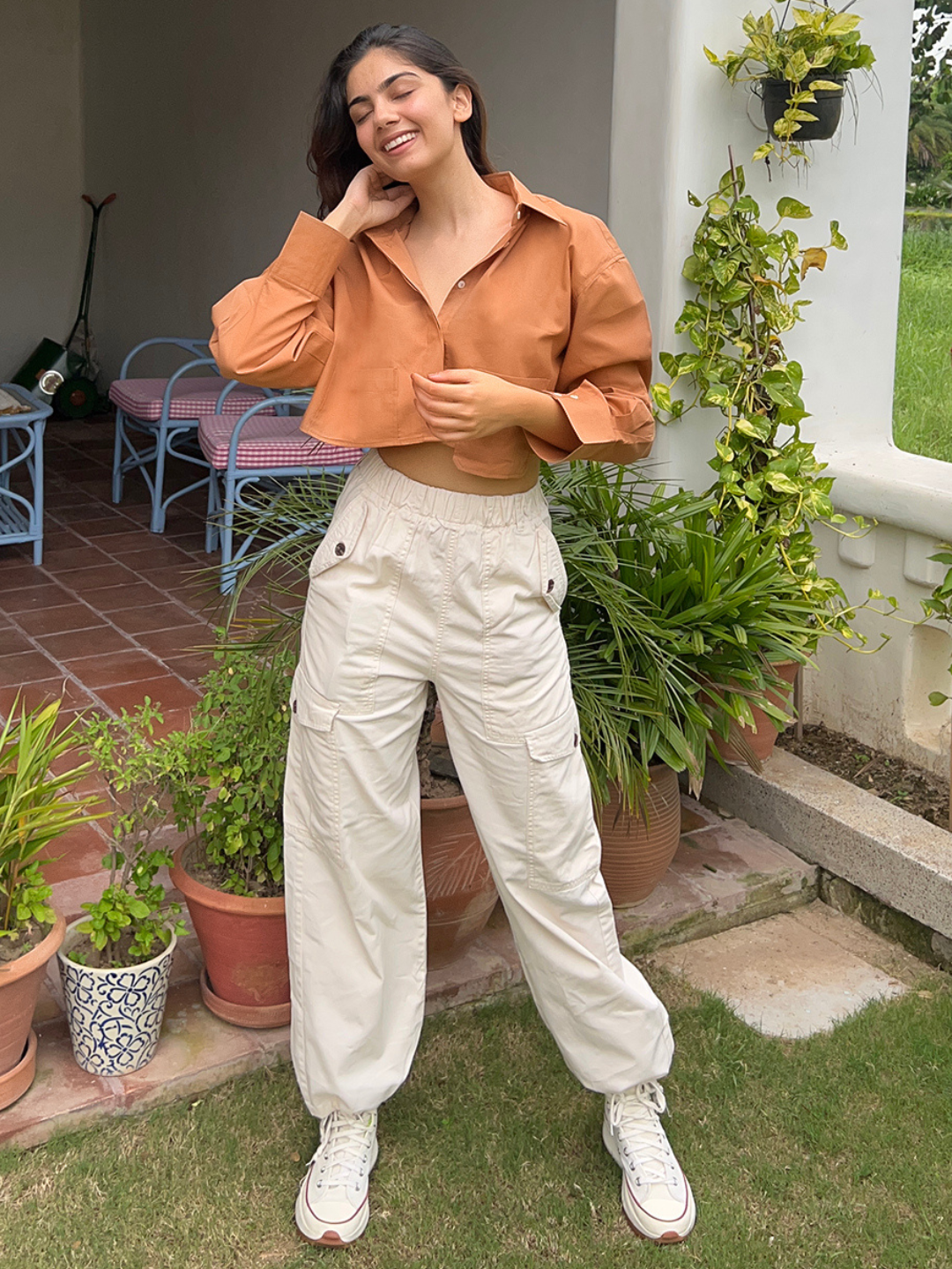 Cropped Cotton Shirt with Pocket - Uptownie