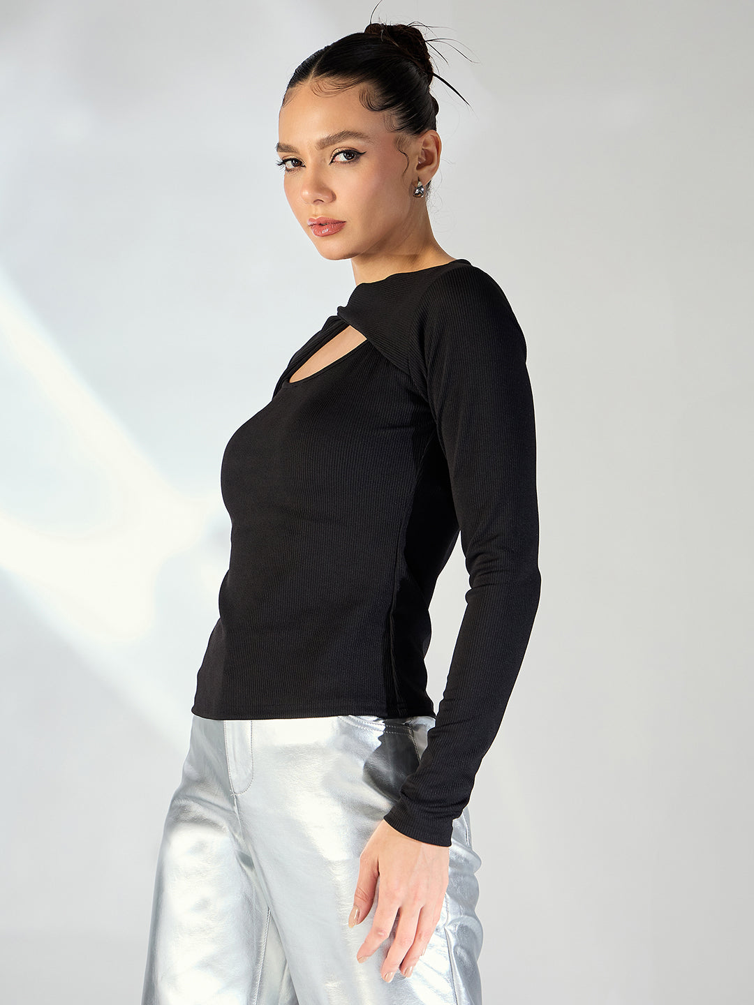 Stretchable Twisted Neckline Ribbed Top - Uptownie