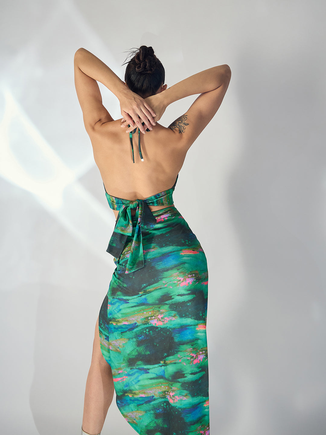 Printed Stretchable Halter Neck Top And Skirt Set - Uptownie