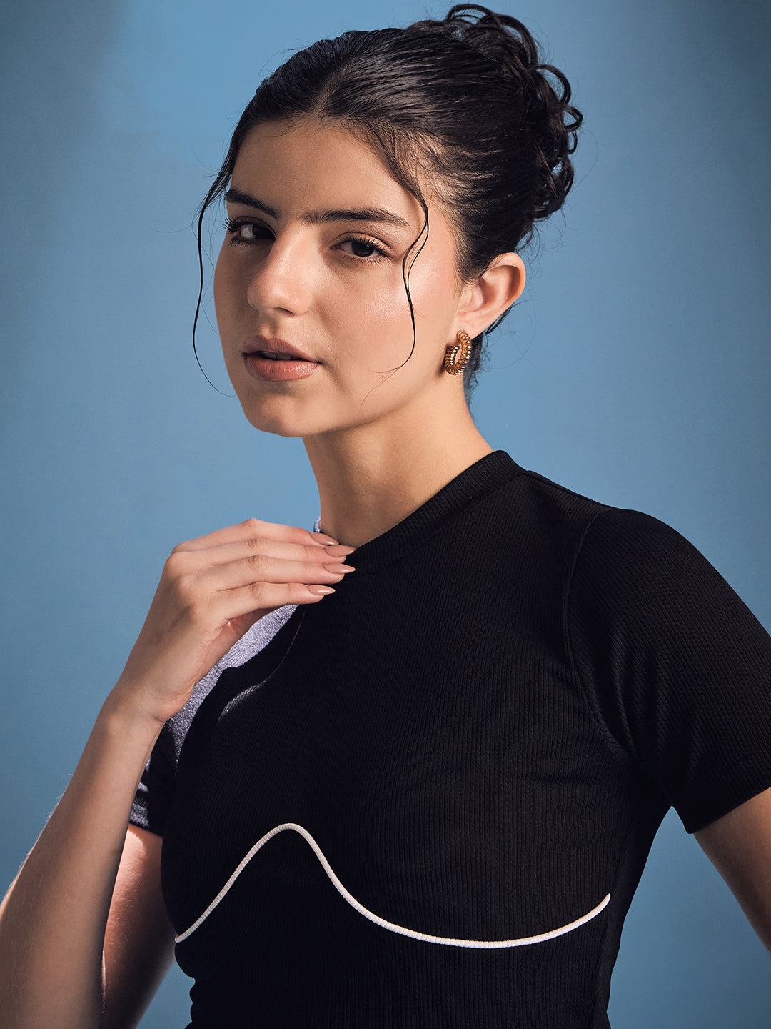 Contrast Piping Rib-knit Top - Uptownie