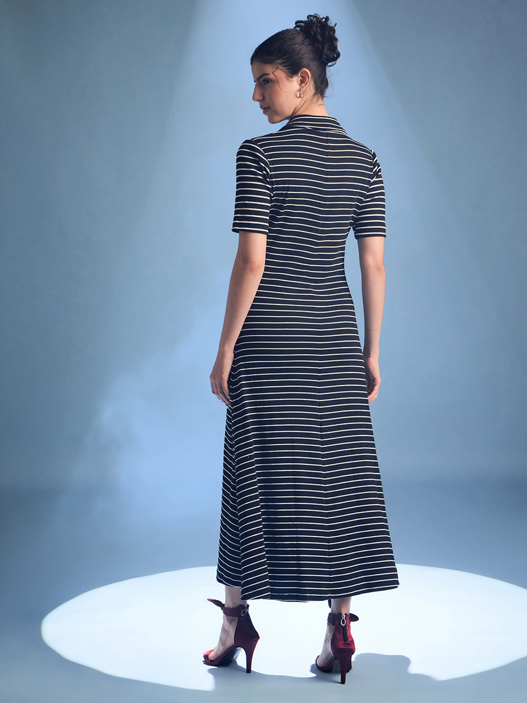 Stretchable Front Zip-up Midi Dress - Uptownie