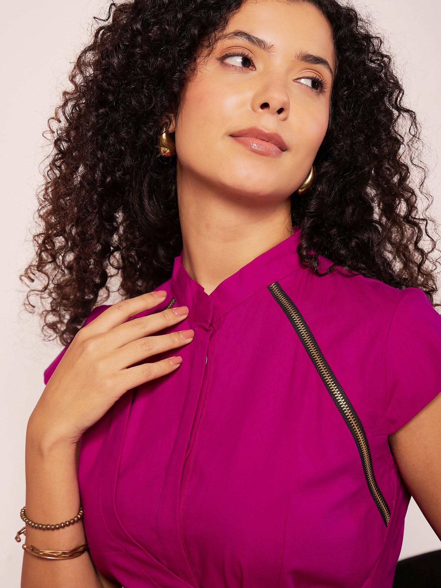 Pleated Cotton Midi Dress With Zipper Detail - Uptownie