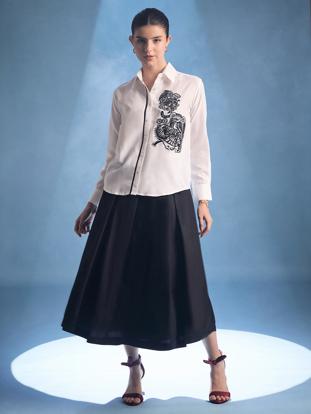 Embroidered Contrast Lace Detailing Linen Shirt - Uptownie