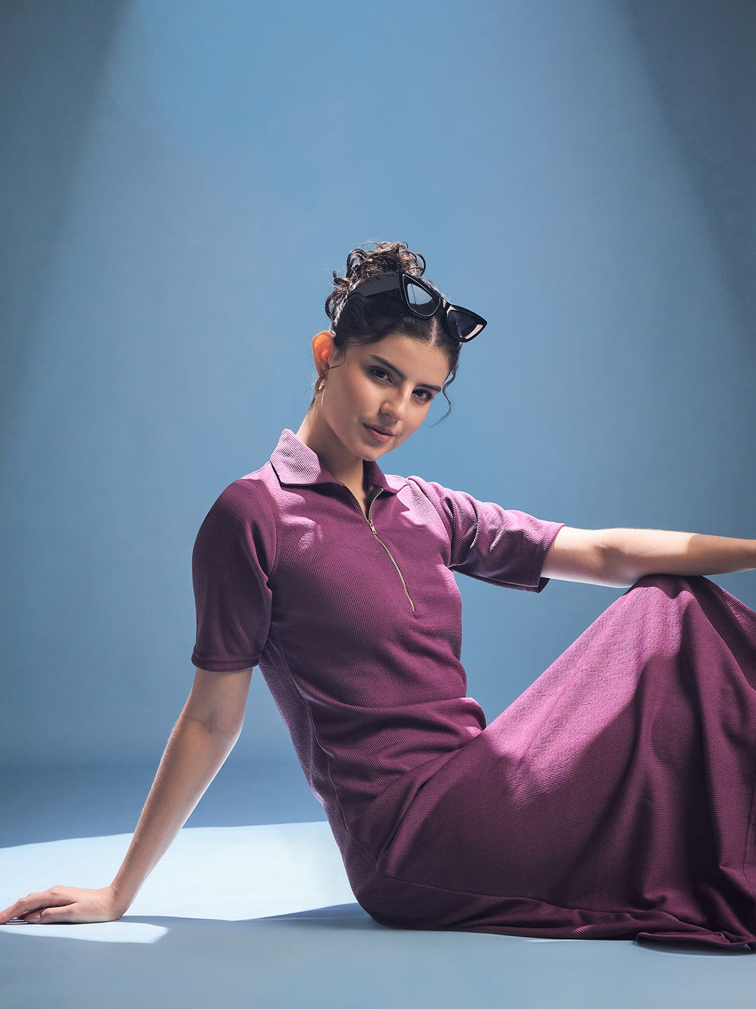 Stretchable Front Zip-up Midi Dress
