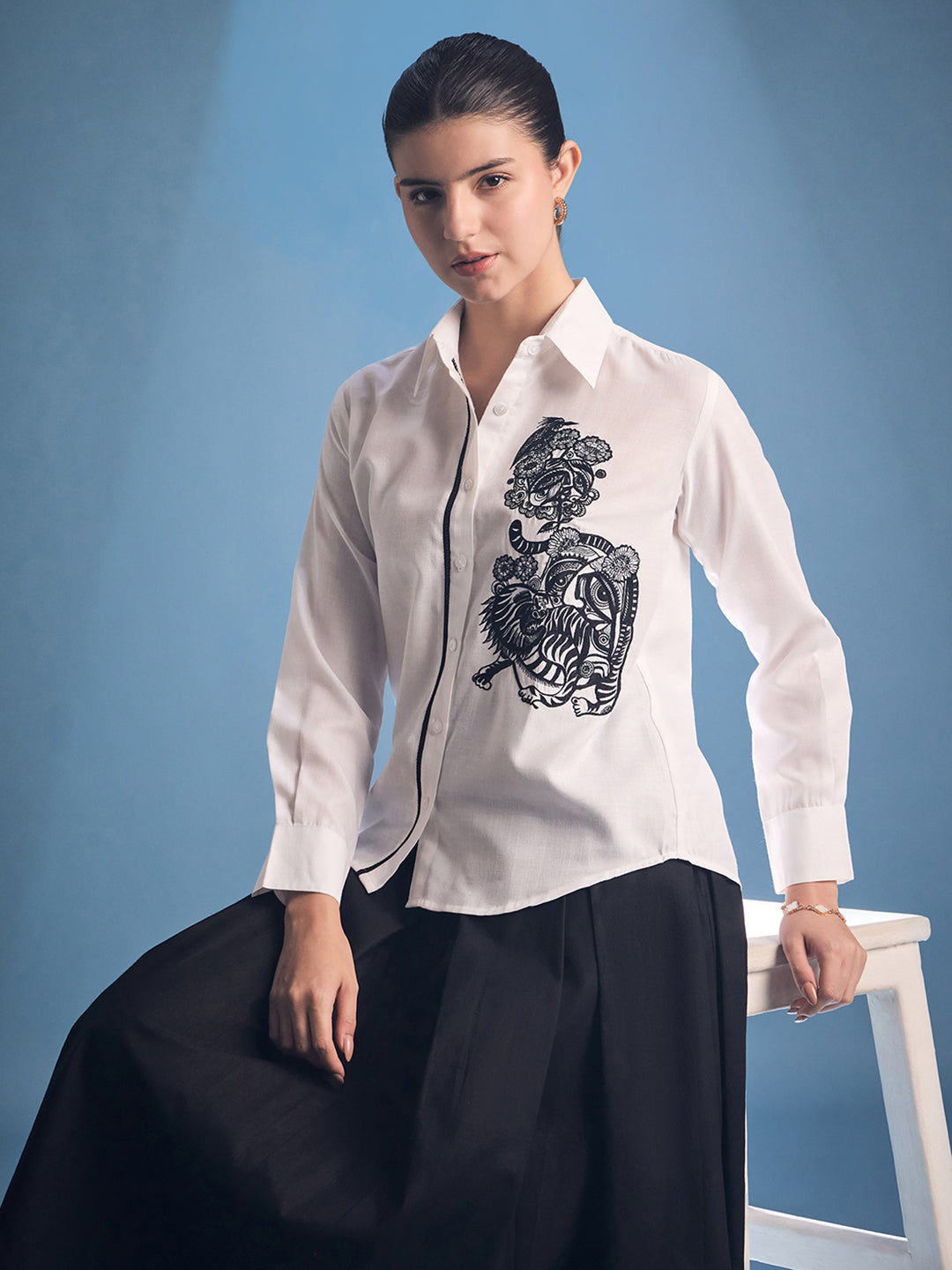 Embroidered Contrast Lace Detailing Linen Shirt - Uptownie