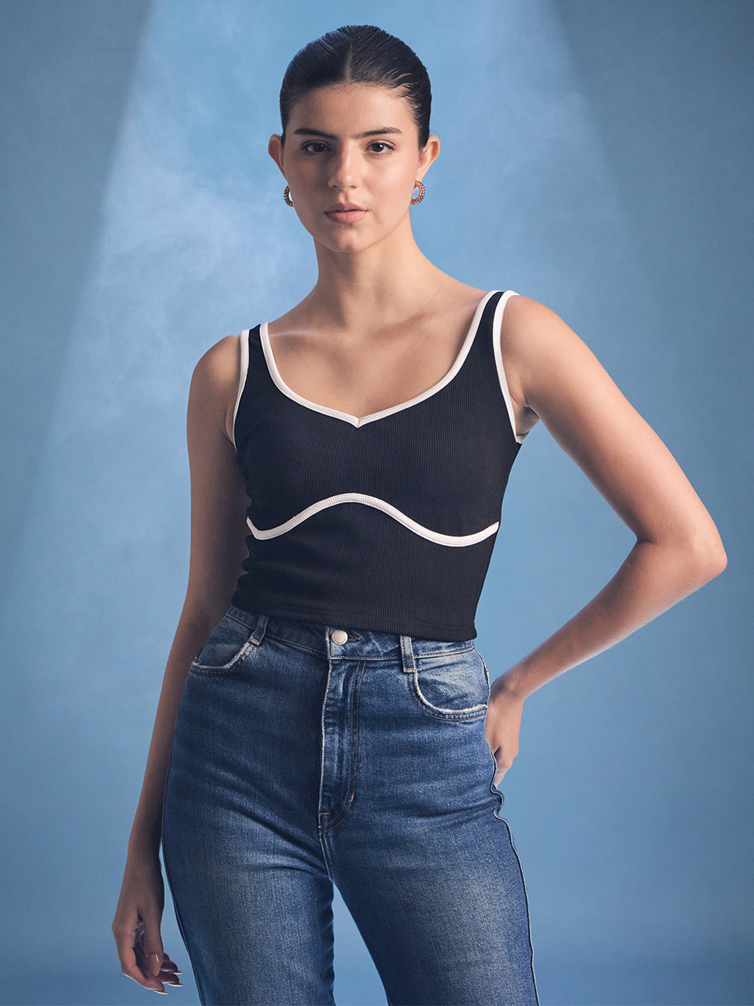 Contrast Bordered Ribbed Crop Top - Uptownie