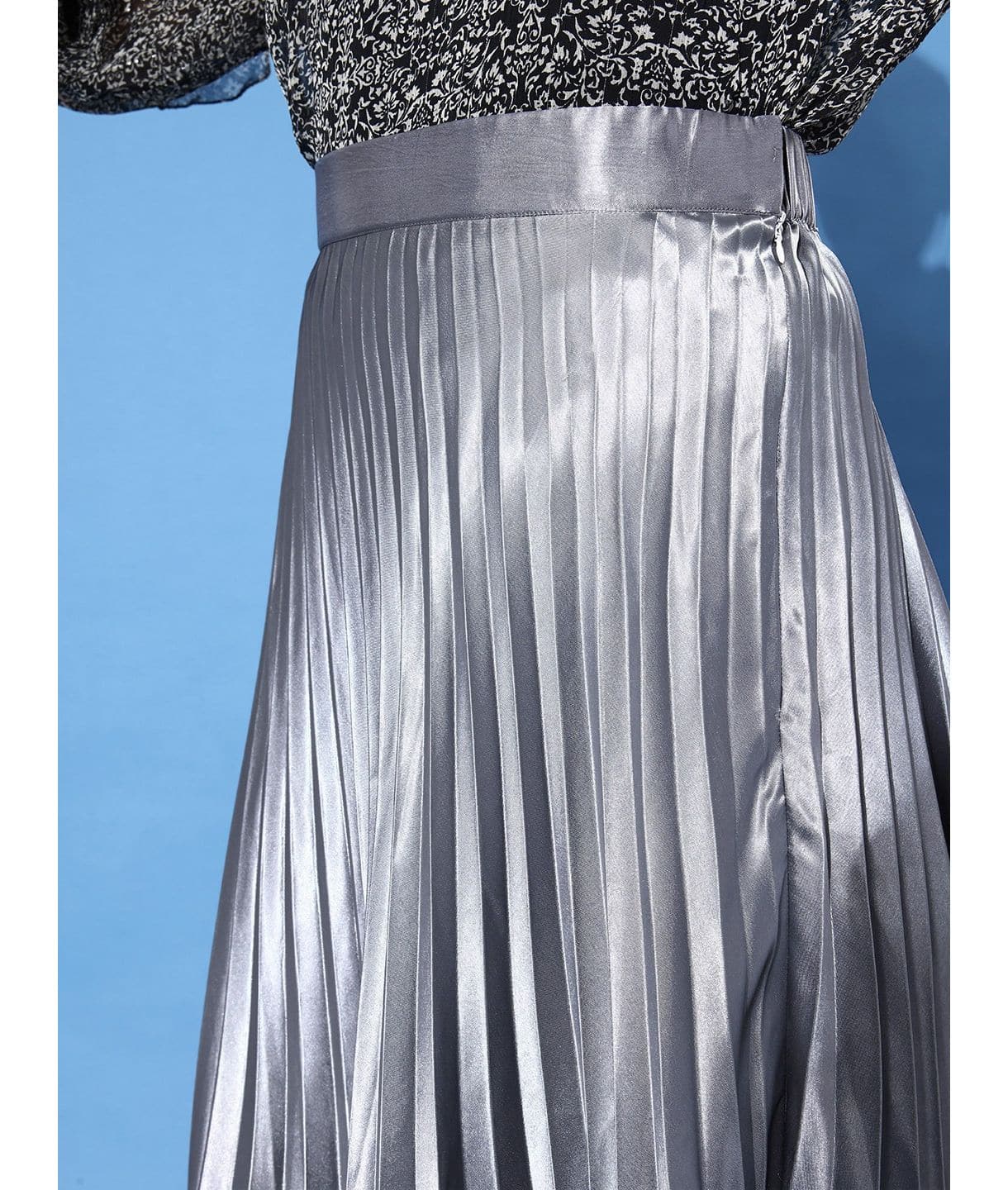 Pleated Midi Skirt - Uptownie